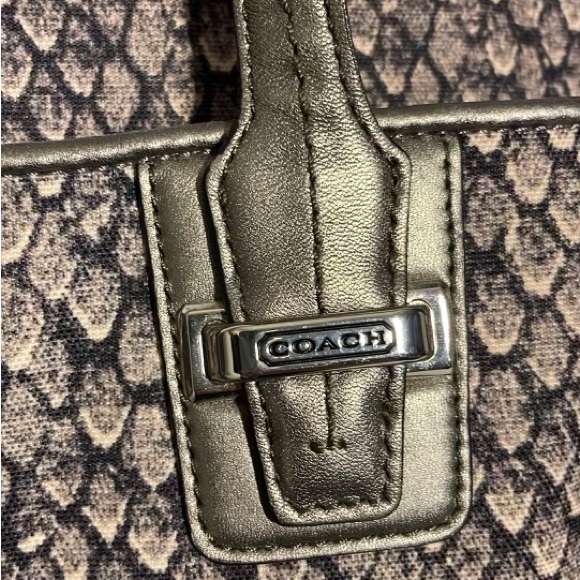 Coach Taylor carryall, snake print ,shoulder bag - Picture 7 of 11